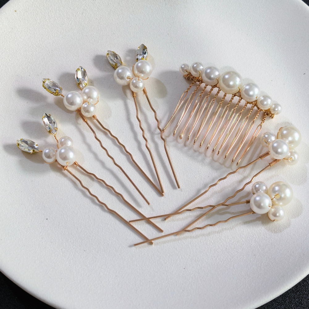 Young Women'S Accessories - Набор заколок для волос с жемчугом