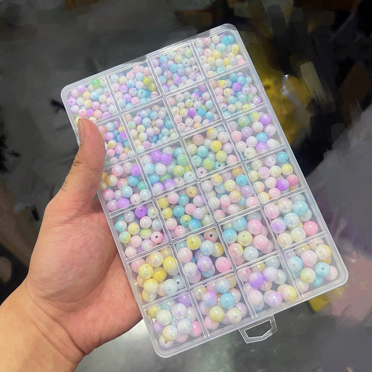 Набор из 800 шт. бусин (24 яче – обзор и цена Women Accessories Box