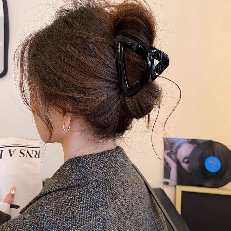Геометрические треугольные бол – обзор и цена Women Accessories Holder